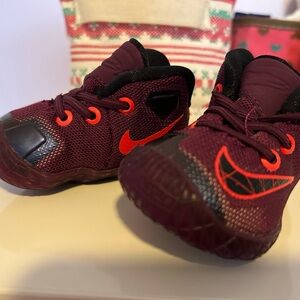 New infant Nike shoes